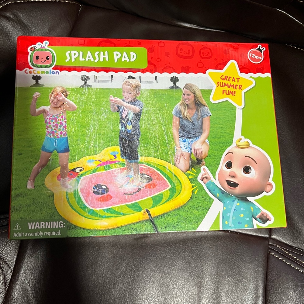 CoComelon Yellow and Red Learning Splash Pad